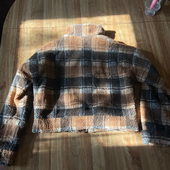 Checkered cropped jacket - Picture 2 of 4